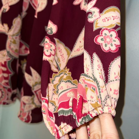 SHOW ME YOUR MUMU | Bailey Tie Back Romper for Fall | Flouncy Boho Print | Small - Picture 4 of 11